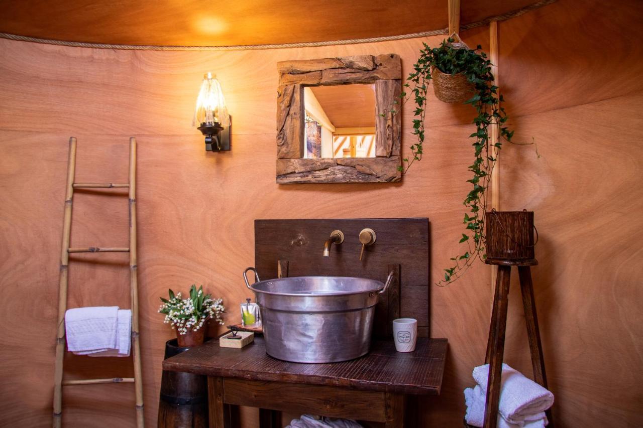 2 Cuori E 1 Yurta Glamping In Tuscany - Adults Only Asciano Kültér fotó
