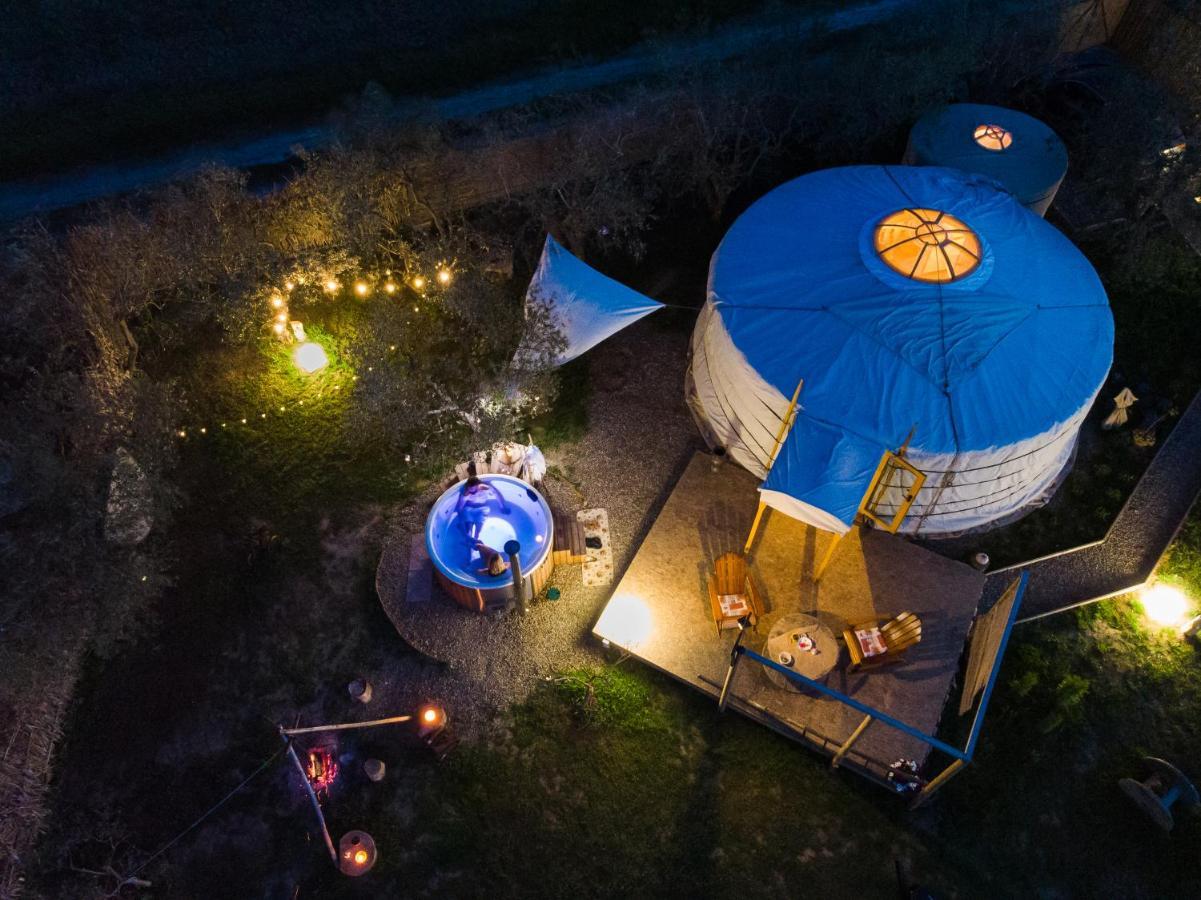 2 Cuori E 1 Yurta Glamping In Tuscany - Adults Only Asciano Kültér fotó