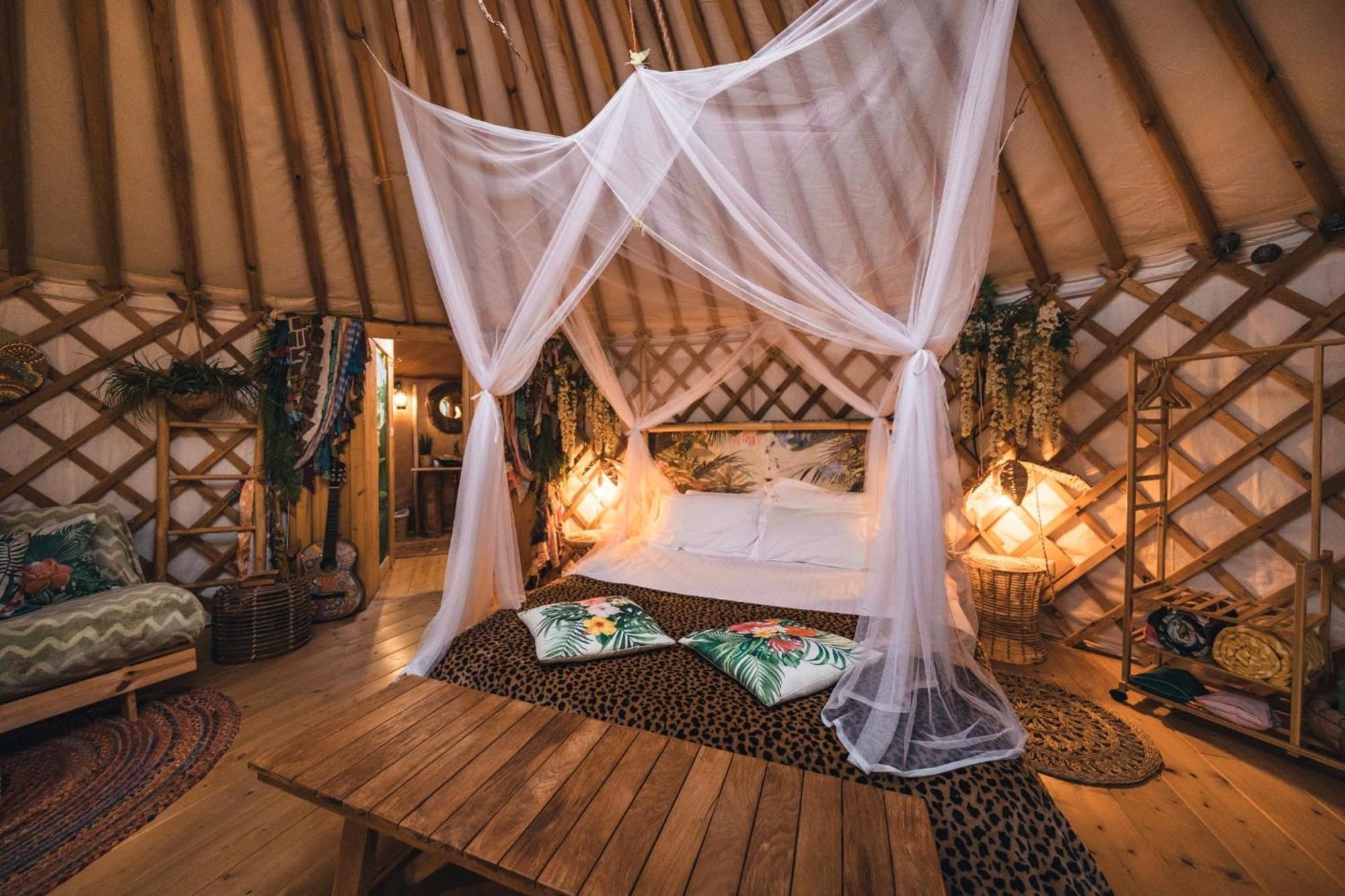 2 Cuori E 1 Yurta Glamping In Tuscany - Adults Only Asciano Kültér fotó